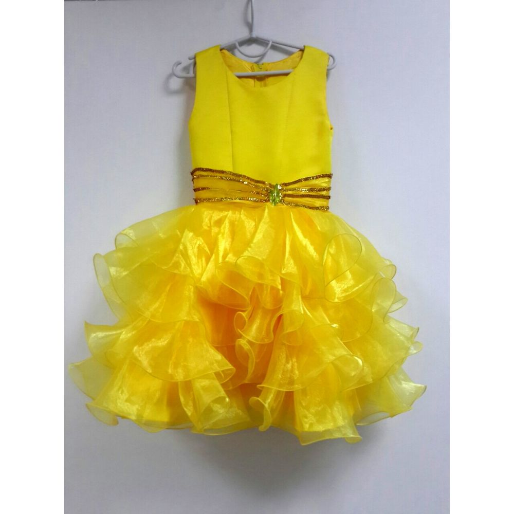 Нарядное платье для девочки Рюша желтая