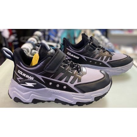 Чорні сірі кросівки AD315