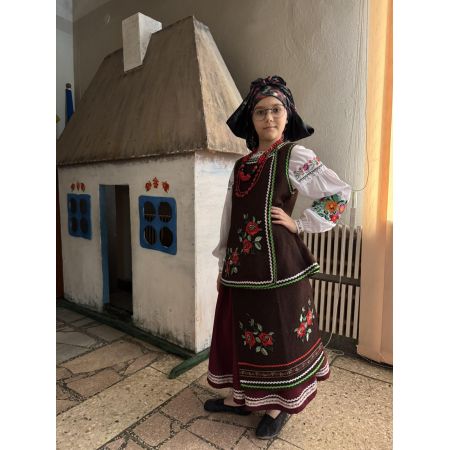 Ukrainian Anna, Ukrainian National Costume