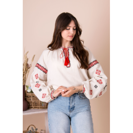 Sorochka embroidered female 5462.10