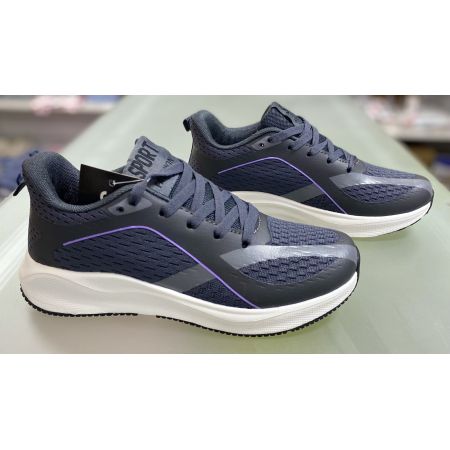 Сірі кросівки 161